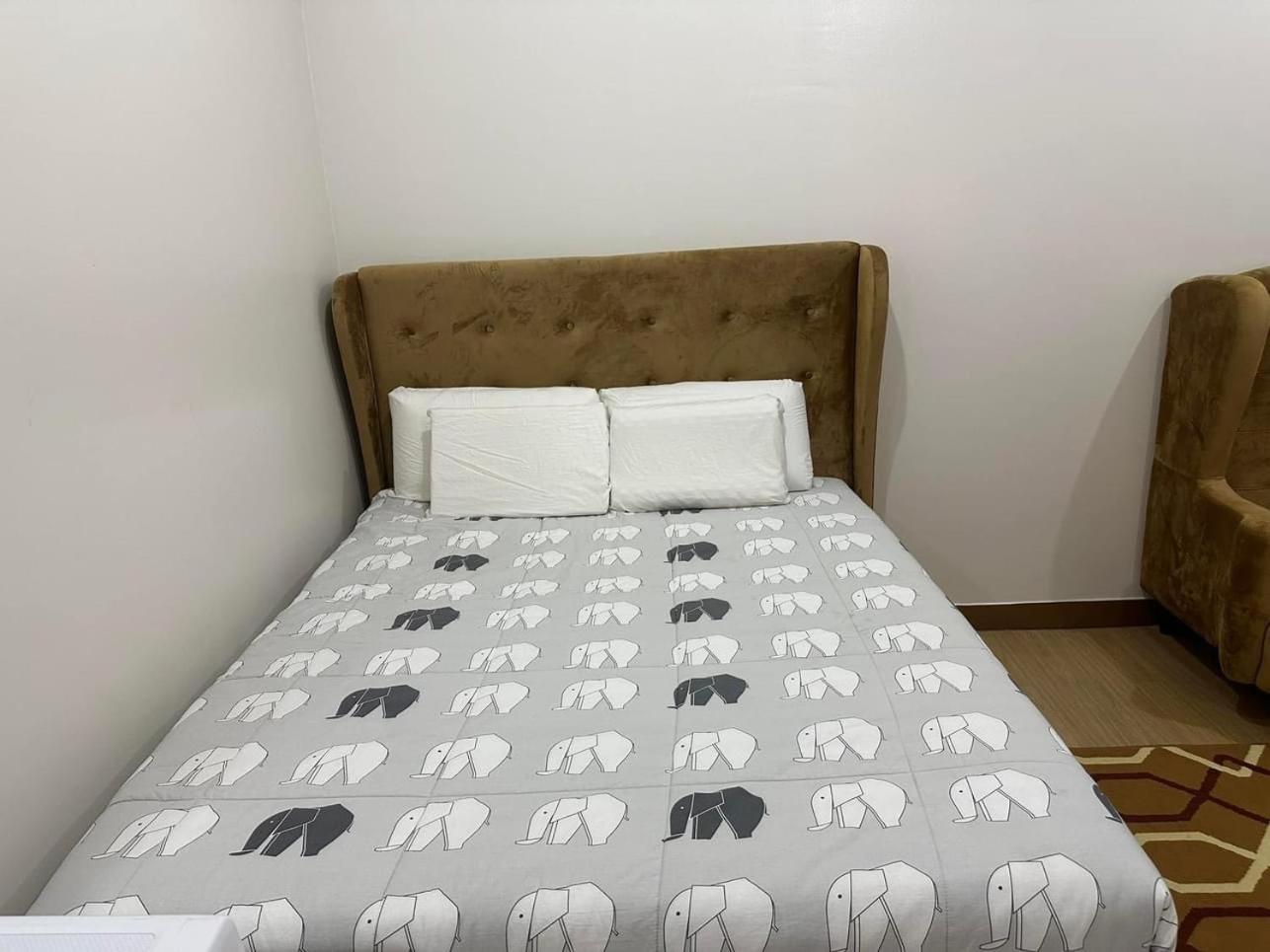 Starlight Suites Trece Martires Eksteriør billede