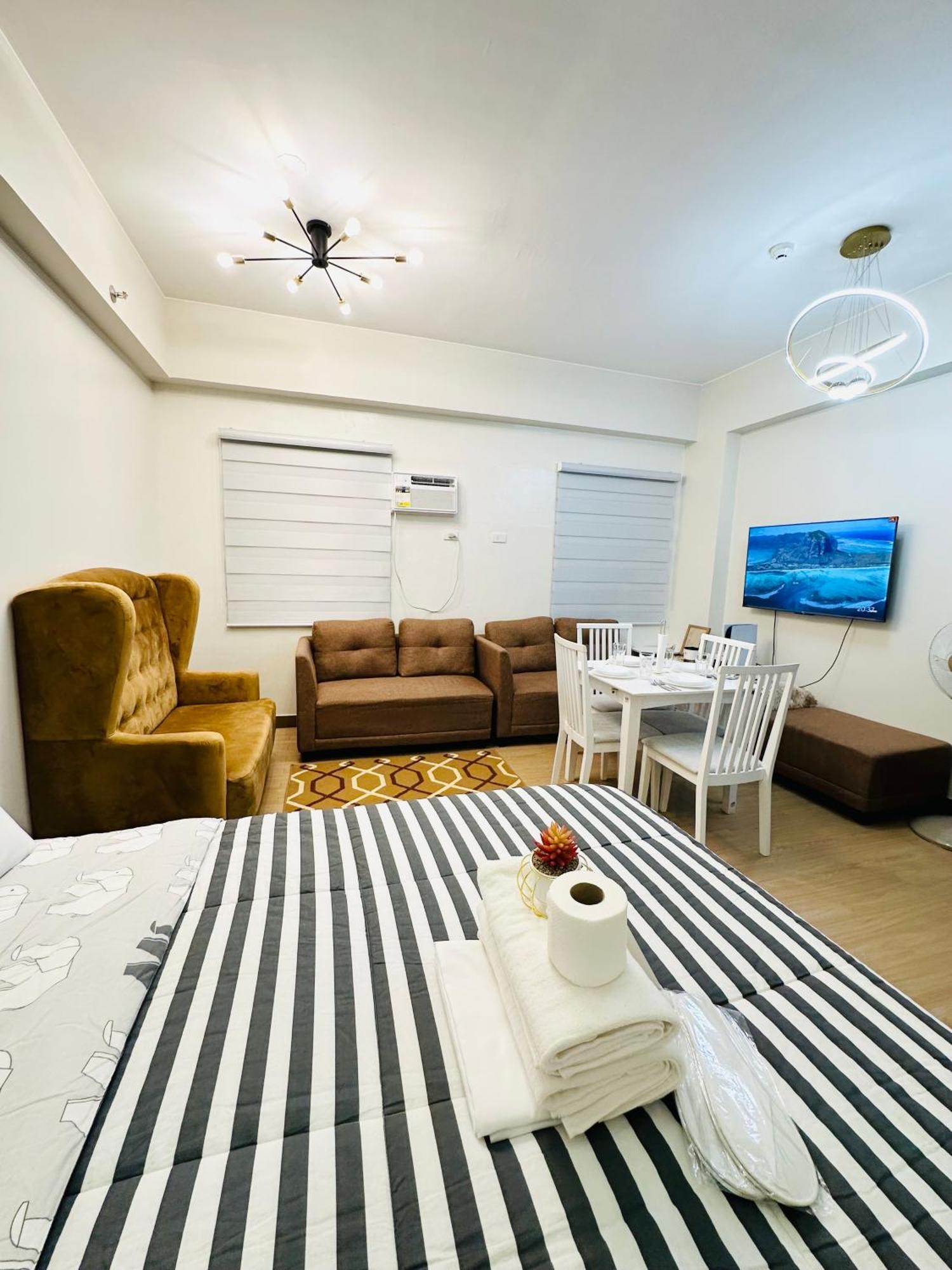 Starlight Suites Trece Martires Eksteriør billede