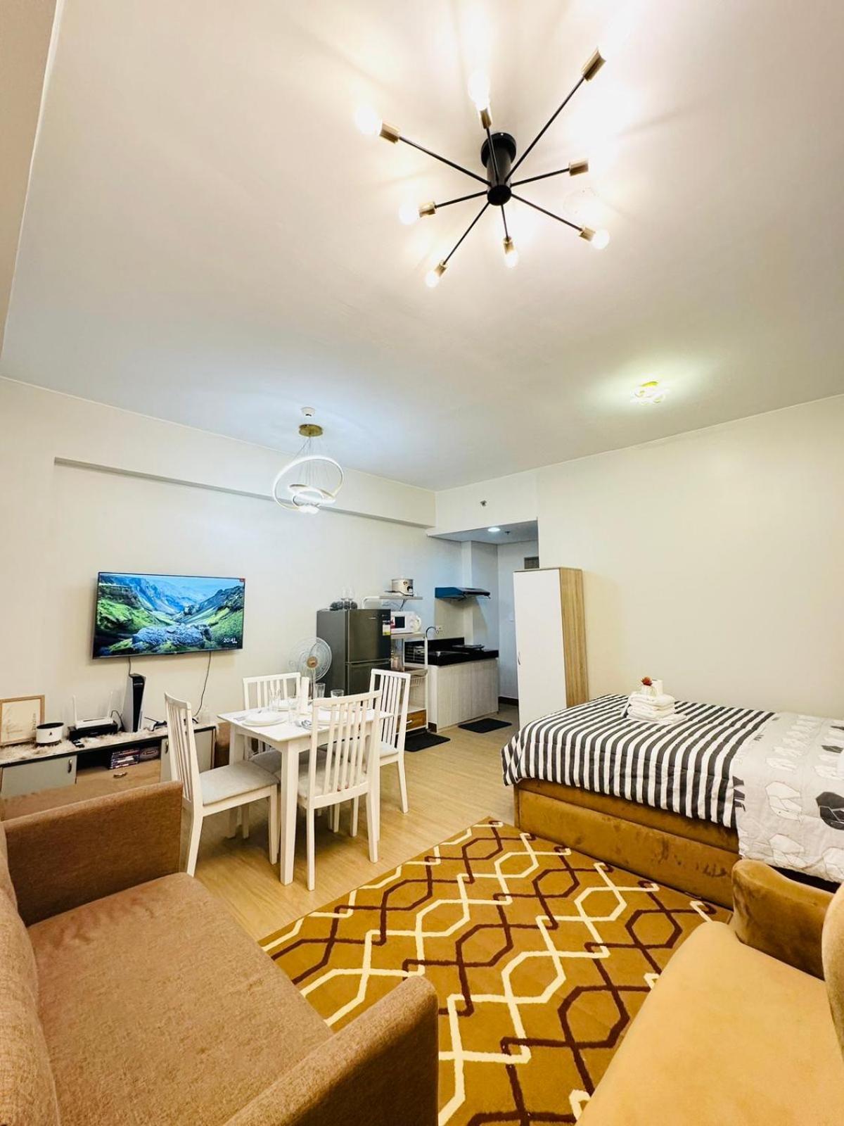 Starlight Suites Trece Martires Eksteriør billede