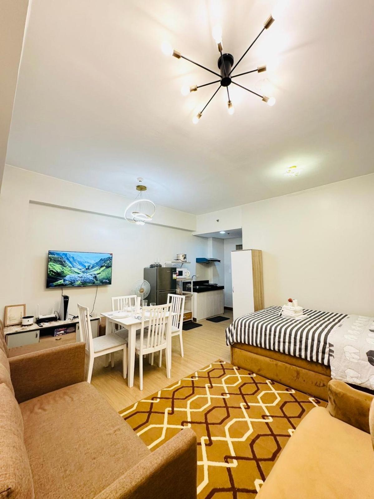 Starlight Suites Trece Martires Eksteriør billede